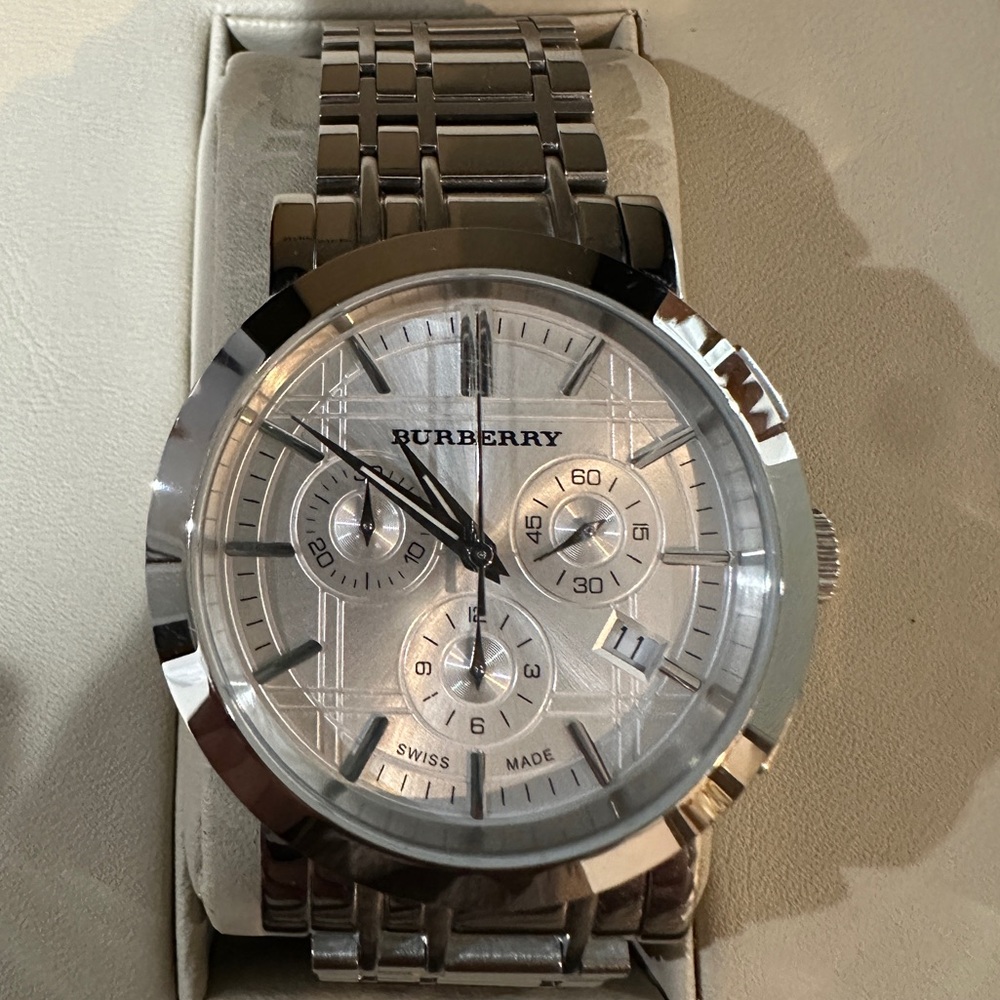 Burberry Heritage Chronograph men's watch, model BU1372